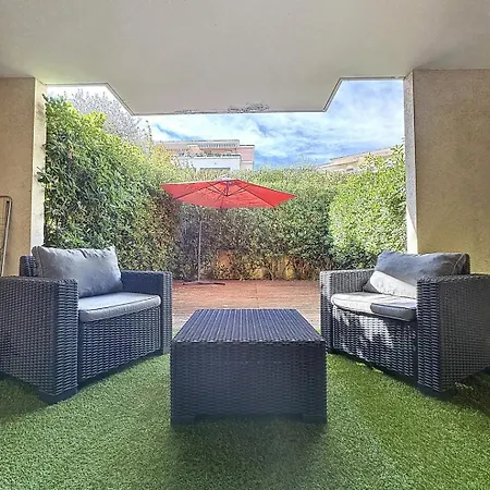 Avec Grande Terrasse *